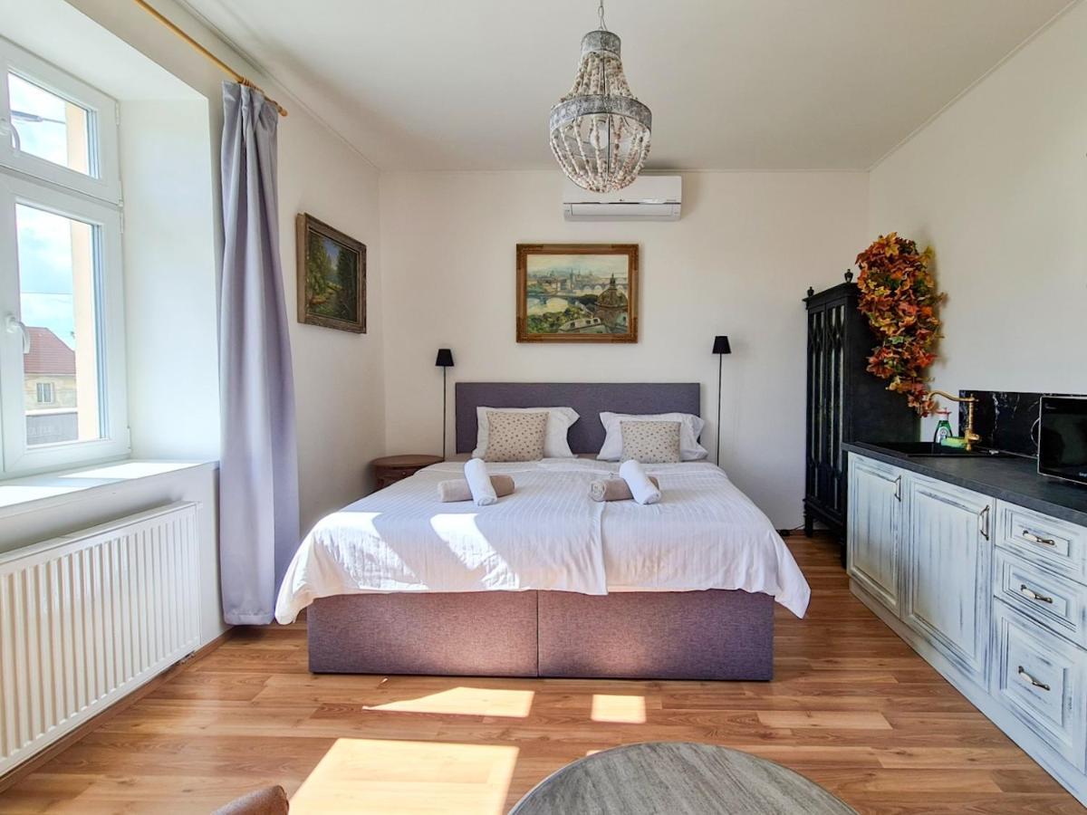 Apartman Praha Brevnov Luaran gambar
