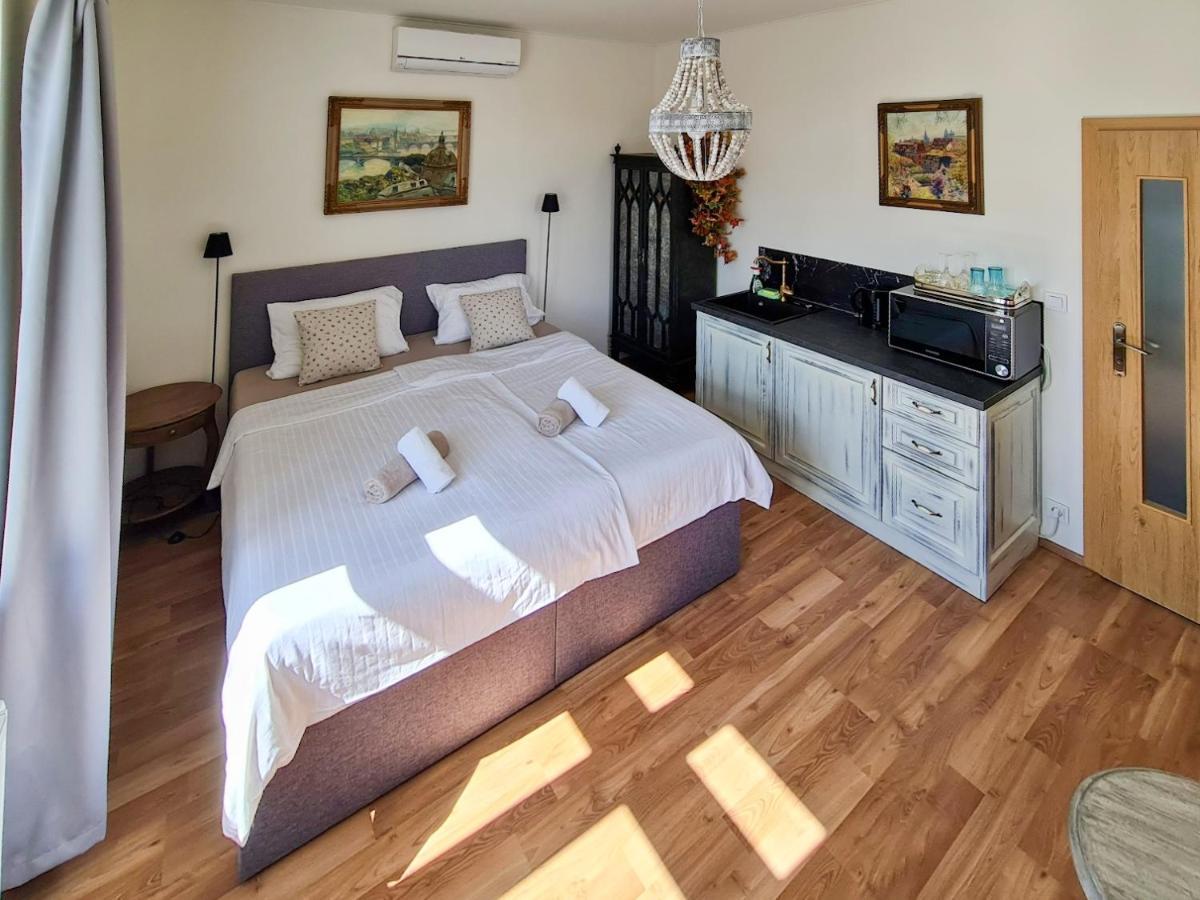 Apartman Praha Brevnov Luaran gambar