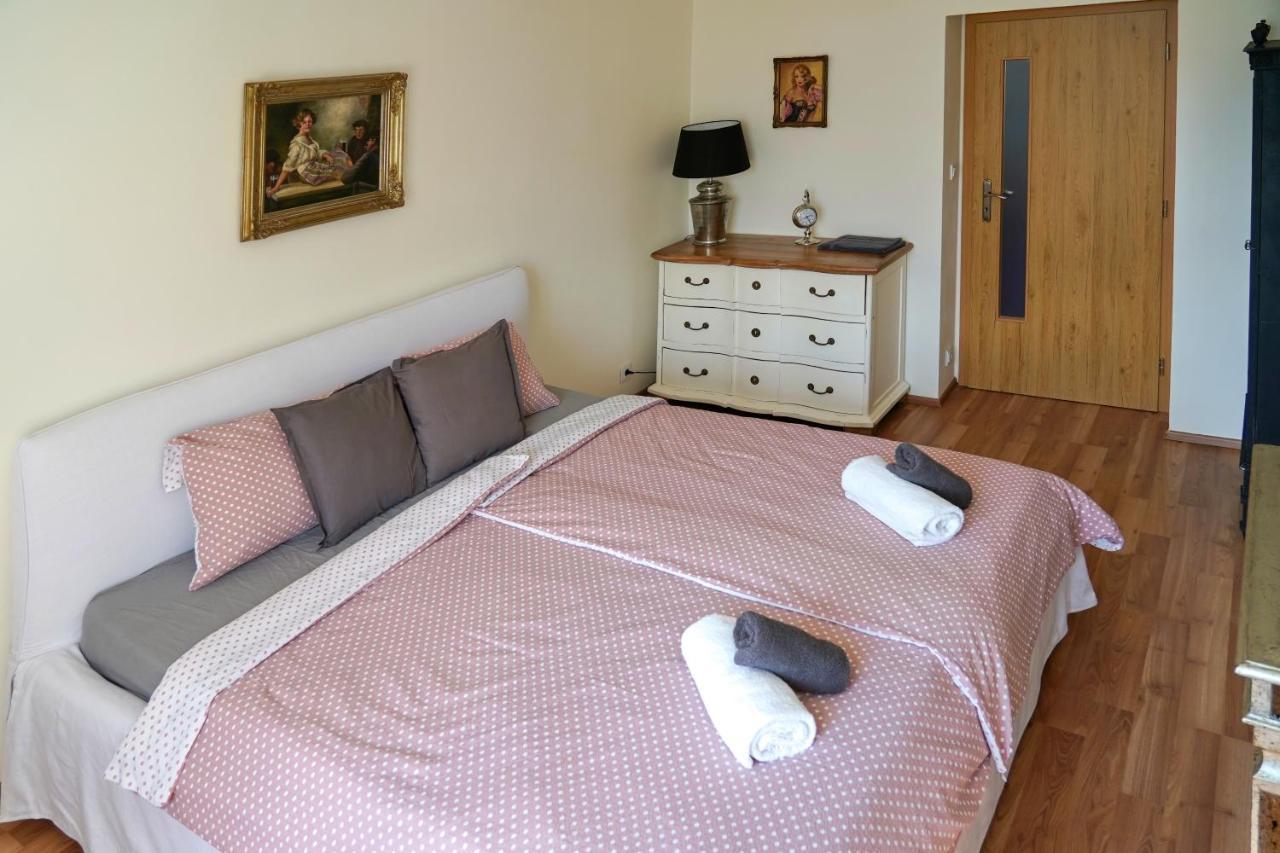 Apartman Praha Brevnov Luaran gambar